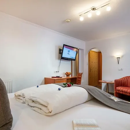 Hotel Hotel-pension Schlossberg
